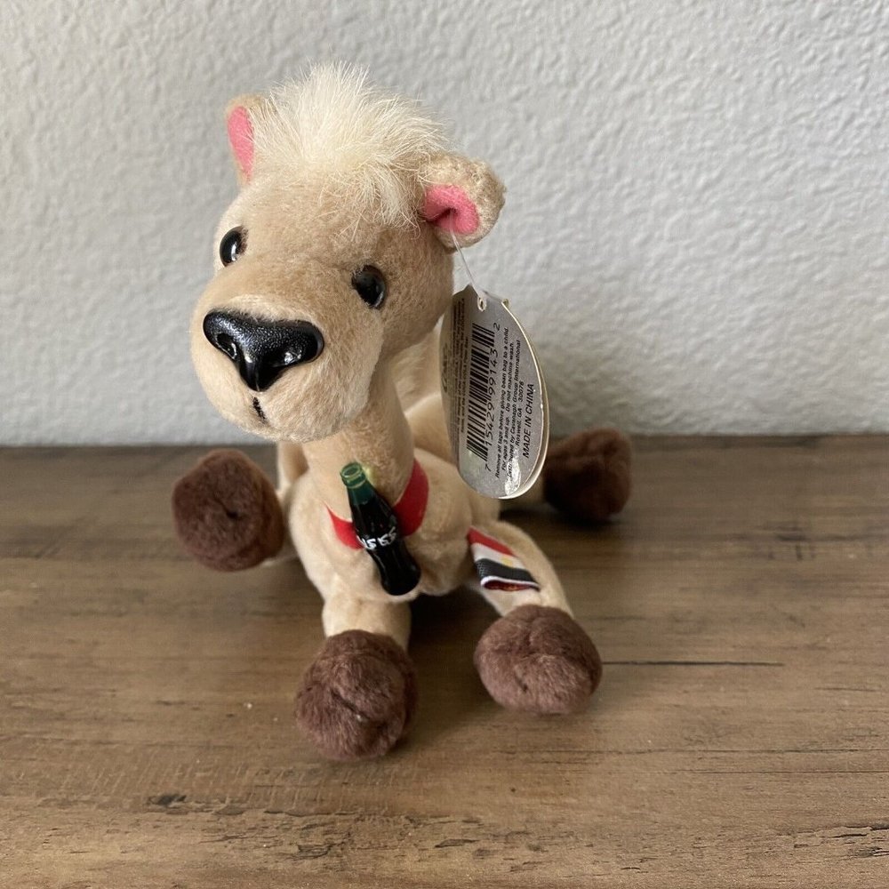 Plush Beanie Style Coca Cola Ramel the Camel represents Egypt 1999 RARE Vintage